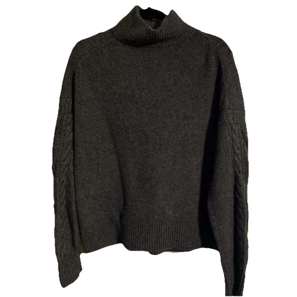 J Crew Men’s Medium Alpaca/wool Blend Cable Knot 1/4 Zip Sweater